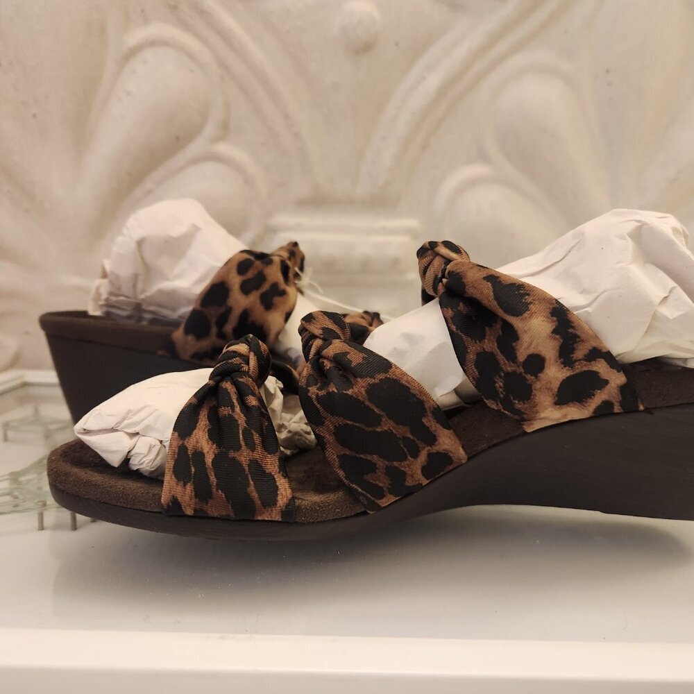 Vionic Park Rizzo - Women's Wedge Sandals Tan Leopard. NIB. Size: Various - Picture 8 of 12